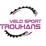 Logo du vélo sport Trouhans : texte écrit en violet avec une roue de vélo stylisée noire et grise autour
